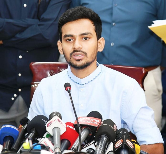 পর্তুগাল, অস্ট্রেলিয়া, দুবাই, সিঙ্গাপুর ও সুইজারল্যান্ডে জমি ক্রয়, অর্থপাচার, শেল কোম্পানি গঠনসহ বিভিন্ন অভিযোগের অনুসন্ধানের অংশ হিসেবে বাংলাদেশ ফাইন্যান্সিয়াল ইন্টেলিজেন্স ইউনিটের (বিএফআইইউ) কাছে এসব তথ্য চাওয়া হয়েছে।